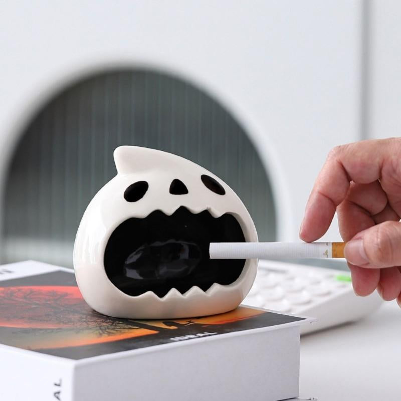 Cute Ceramic Head Ashtray – Creative Desktop Decor