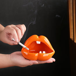 Lips Ashtray – Creative Nordic Desktop Decor