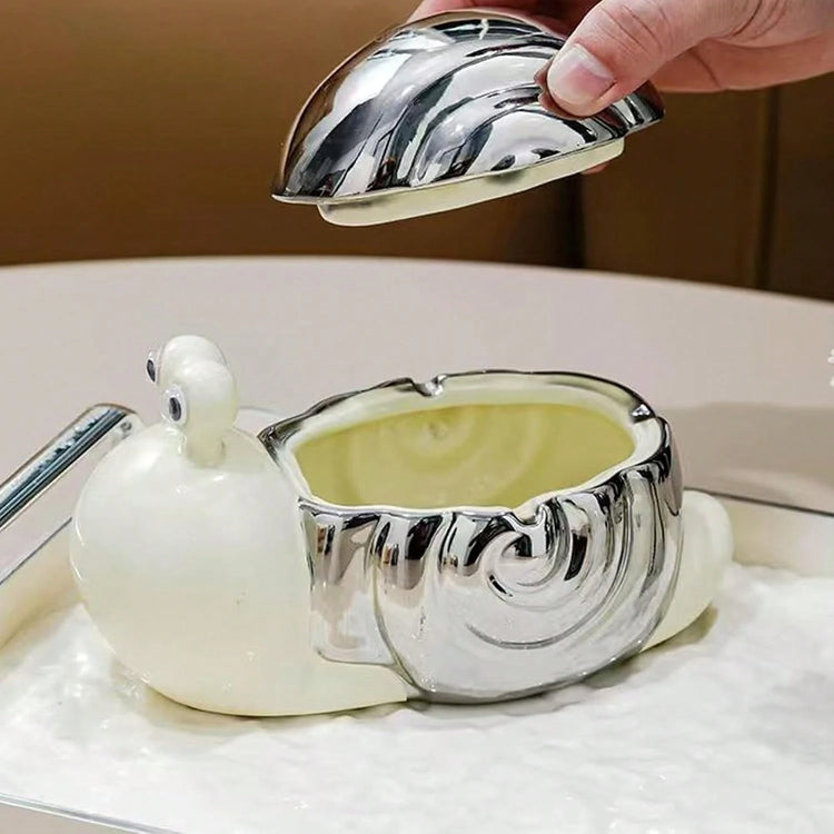 Snail Resin Ashtray – Creative Desktop Ash Tray