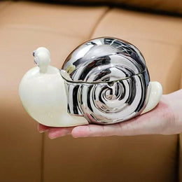 Snail Resin Ashtray – Creative Desktop Ash Tray